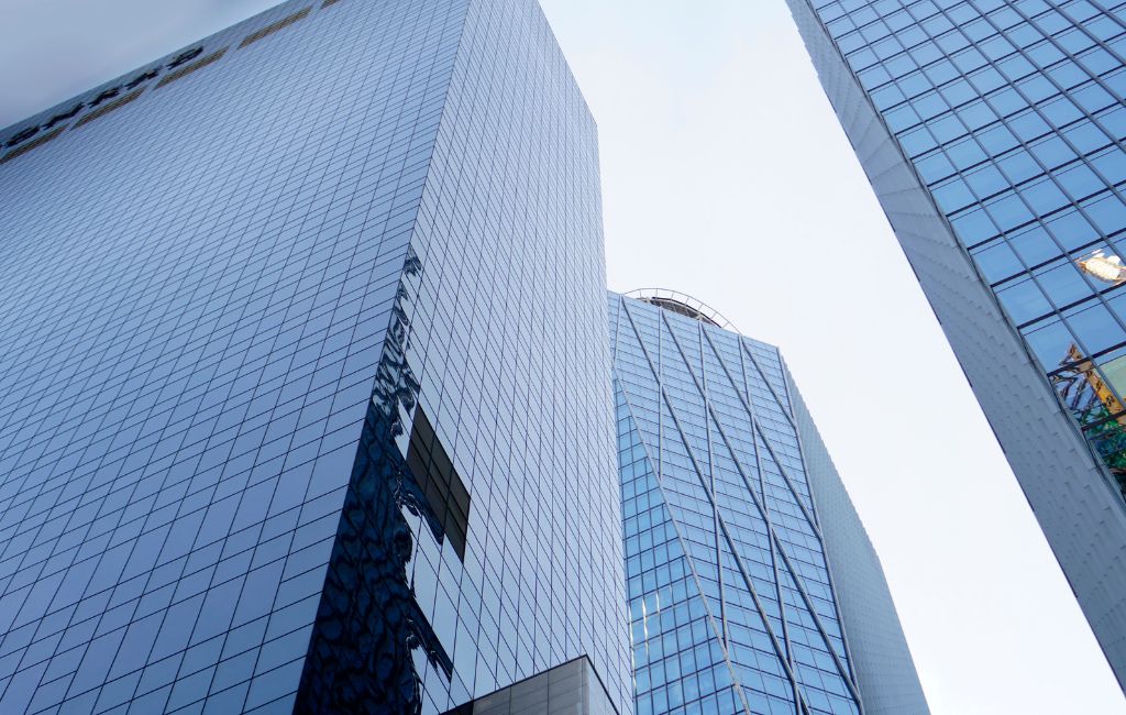 gold investment companies